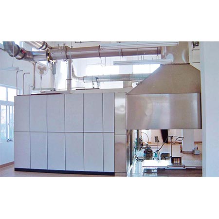 大尺怀抱热仪—墙角试验 - 尊龙集团仪器装备中国有限公司