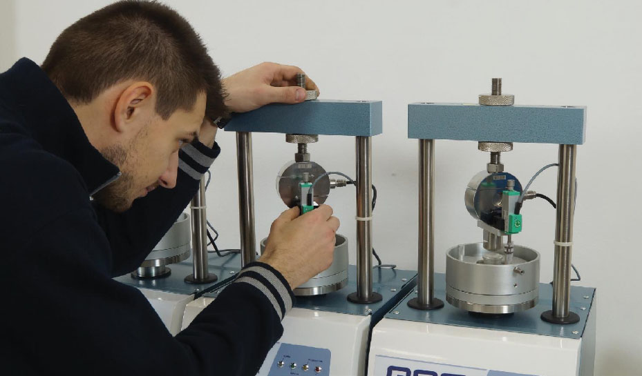 首页| 尊龙集团中国官方网站