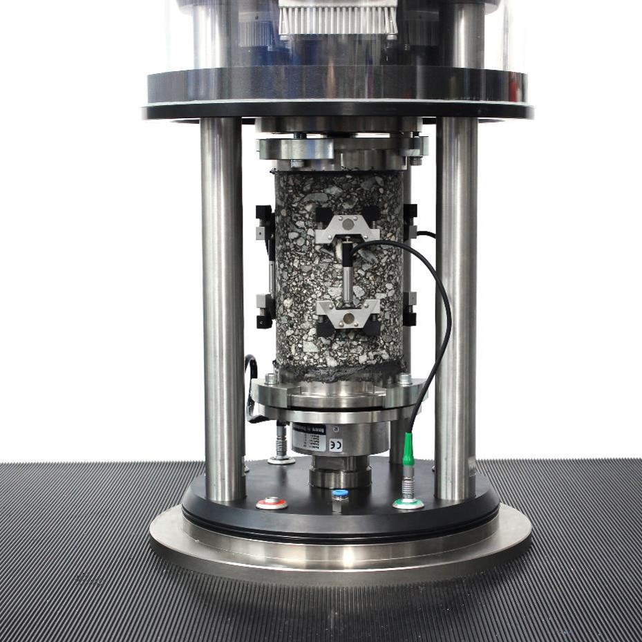 液压型沥青混淆料性能试验仪（AMPT Pro） - 尊龙集团