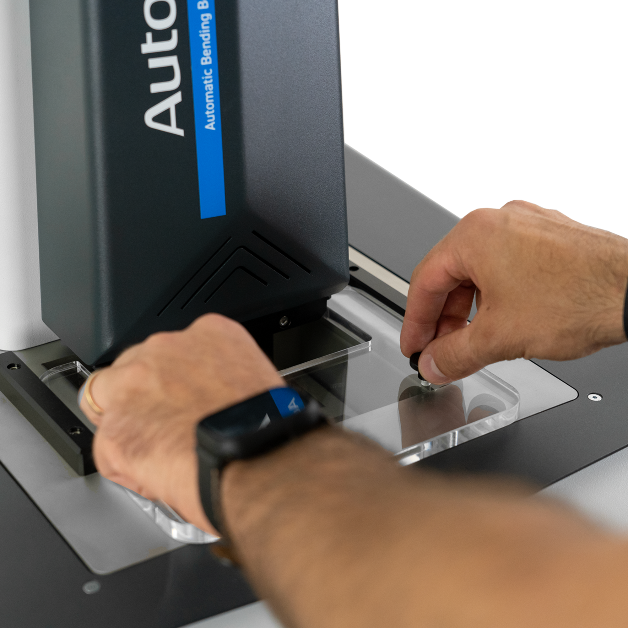 全自动电动弯曲梁流变仪（BBR） - 尊龙集团仪器装备中国有